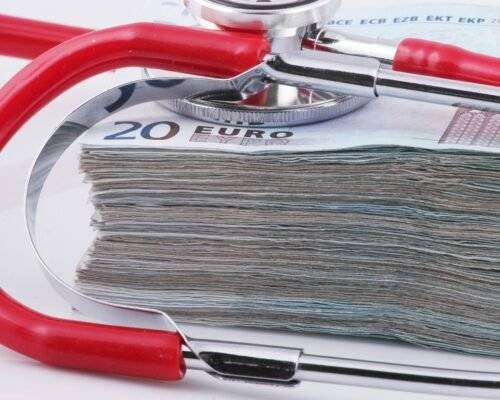 Health Insurance in the UAE: How to Secure the Best Coverage for Your Family